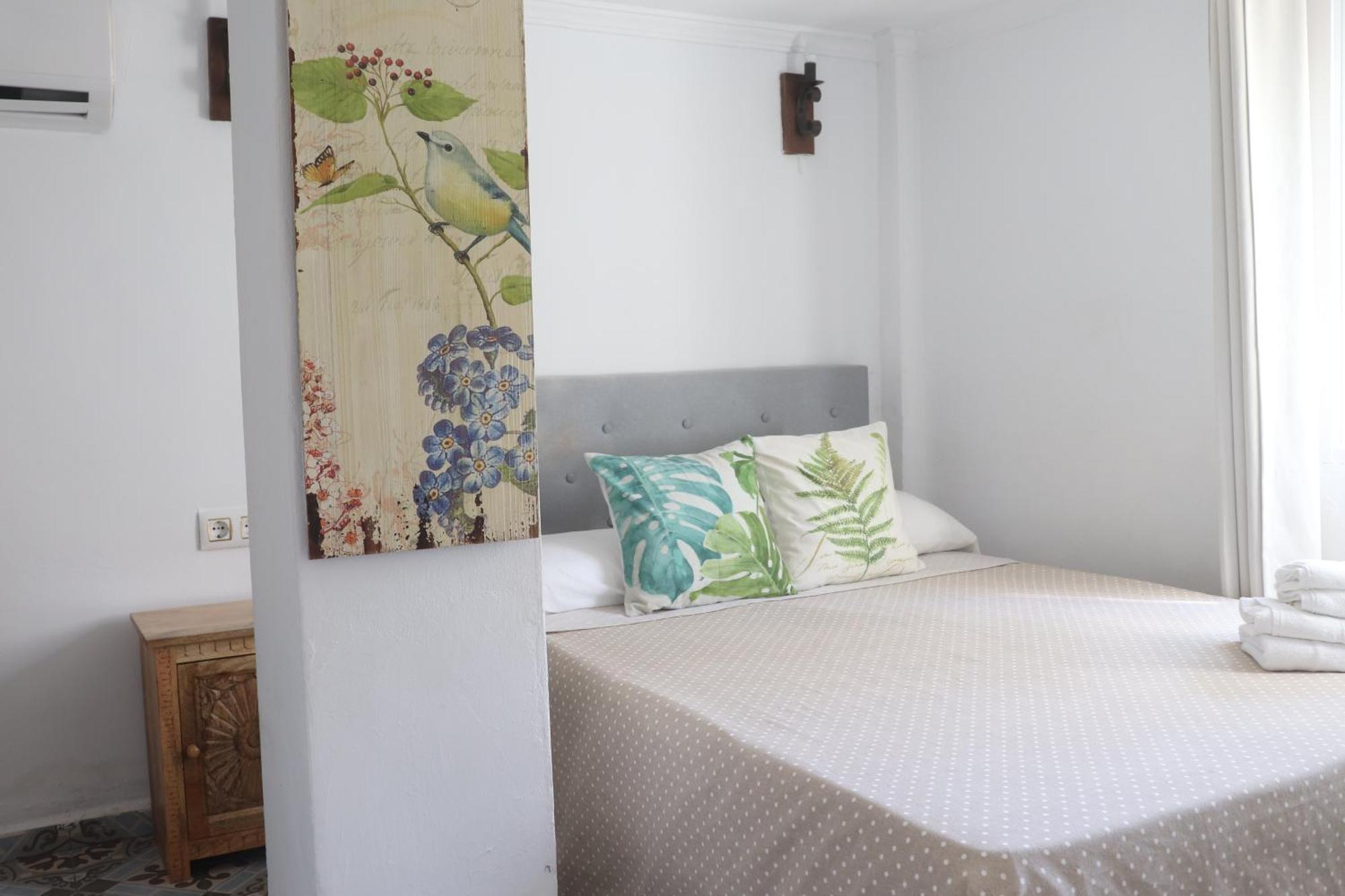 Hostal La Paloma I カルプ エクステリア 写真