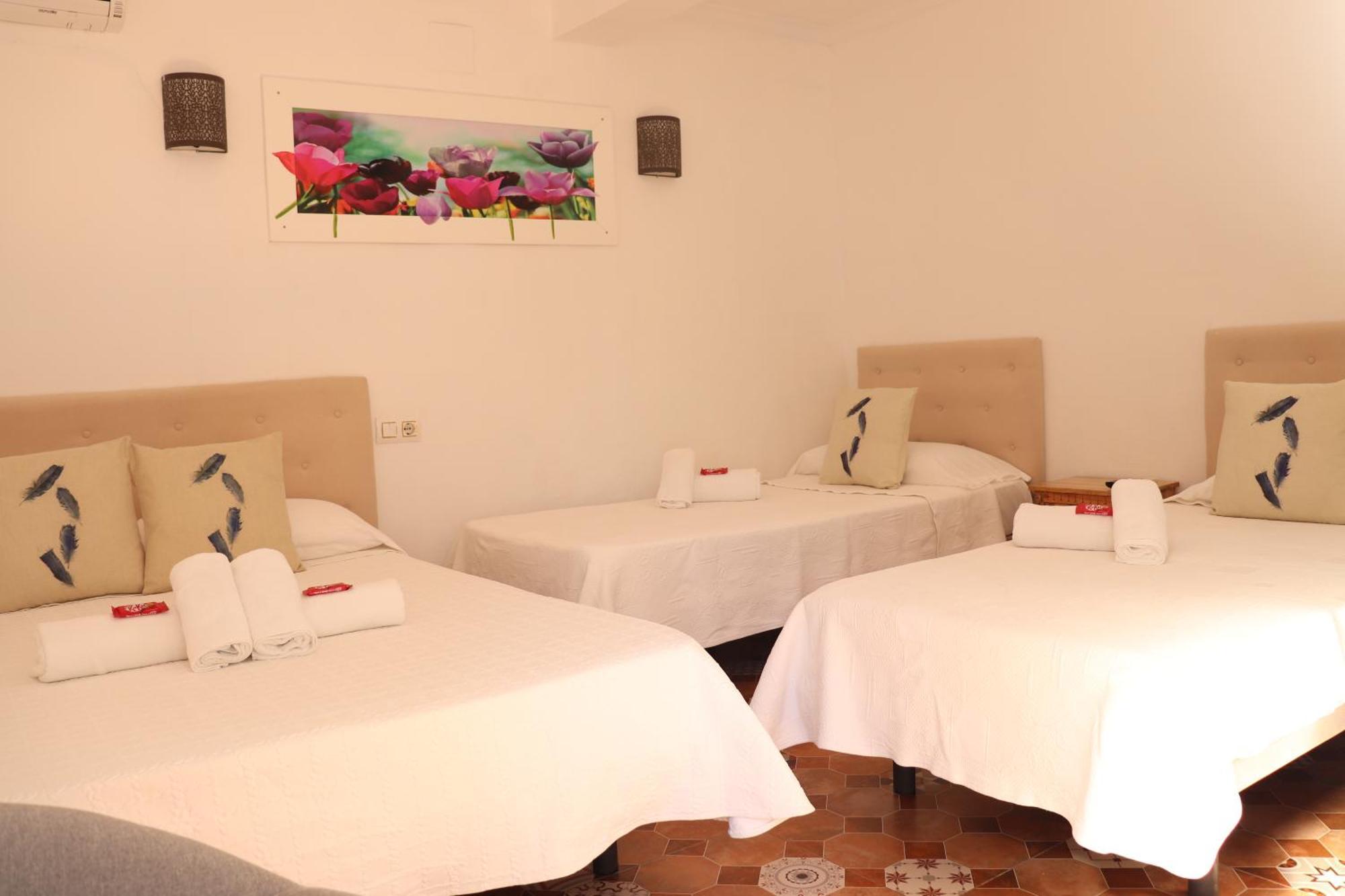 Hostal La Paloma I カルプ エクステリア 写真